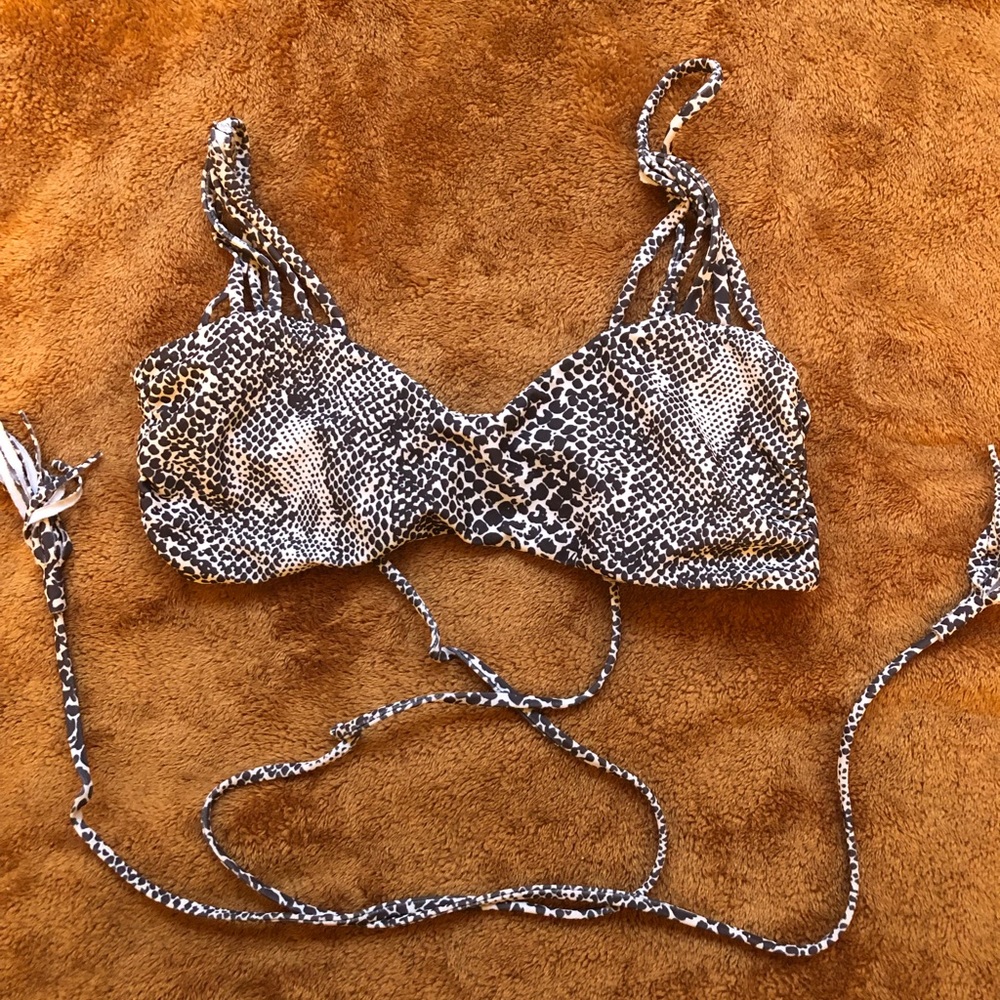 acacia Swim Top